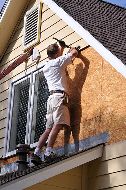 Best Storm Damage Siding Repair  in Seagoville, TX